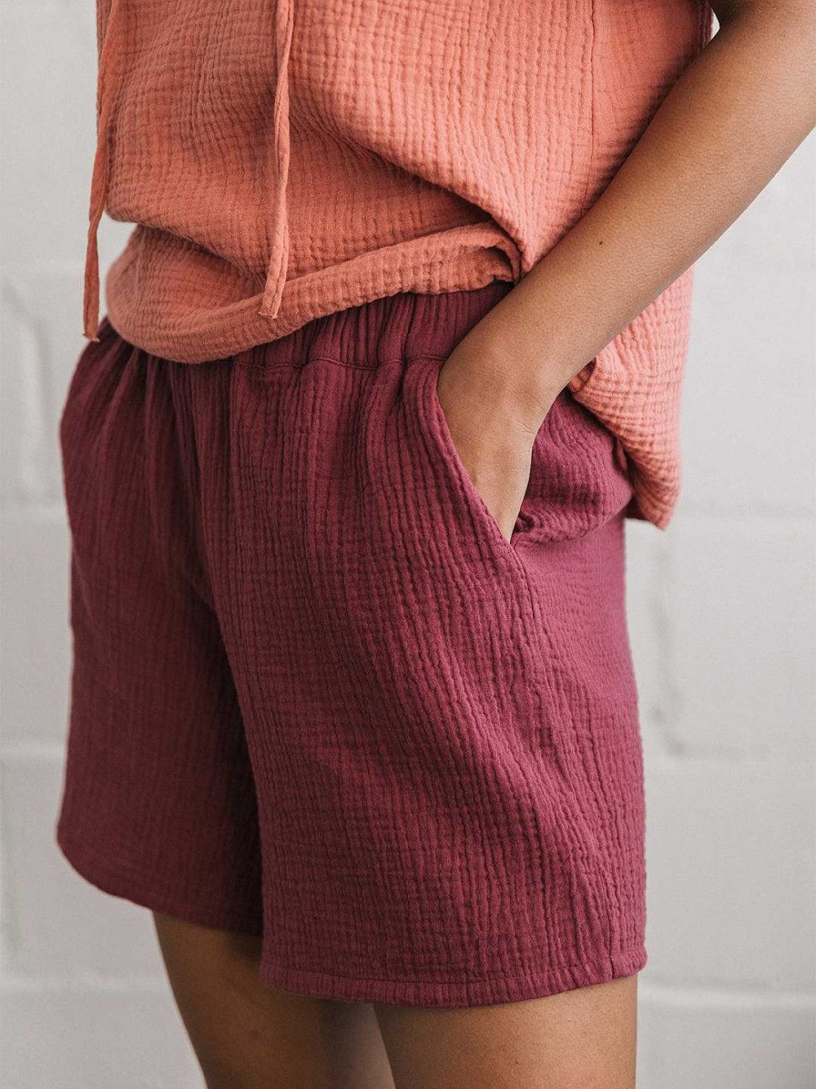 TWOTHIRDS Beru — Cherry Red | Shorts